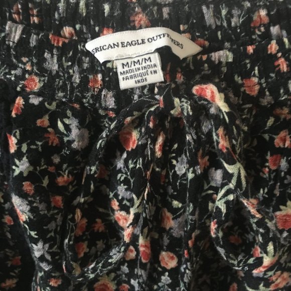 American Eagle Pull-on Shorts - Picture 3 of 5